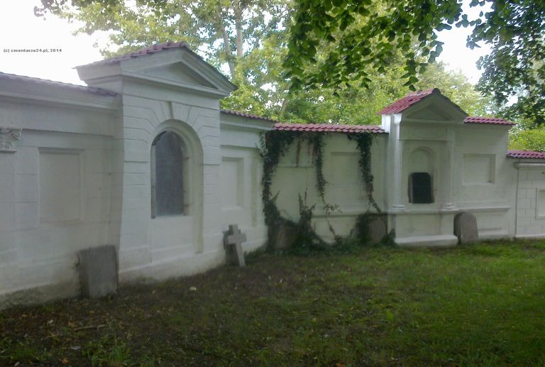 Cmentarz parafii Podwyższenia Krzyża Świętego, Pawłów, gmina Skarbimierz [GALERIA]