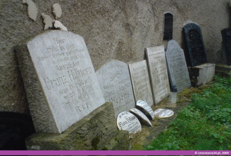 Cmentarz parafii św. Michała Archanioła, Lewin Kłodzki [GALERIA]