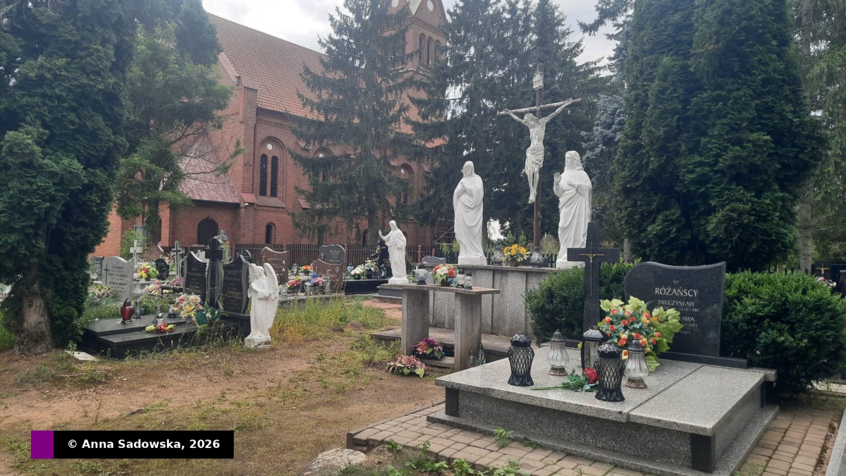 Cmentarz parafii Matki Bożej Wspomożenia Wiernych, Klusy, gmina Orzysz