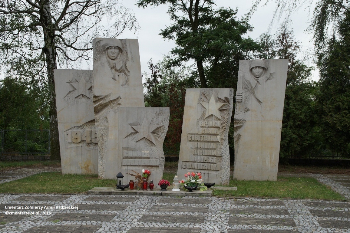 Cmentarz Żołnierzy Armii Radzieckiej, ul. Zwierzyniecka, Oława