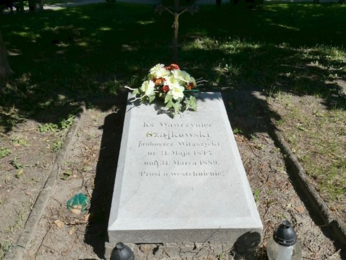 Cmentarz przy kościele Świętej Trójcy, Witaszyce, gmina Jarocin