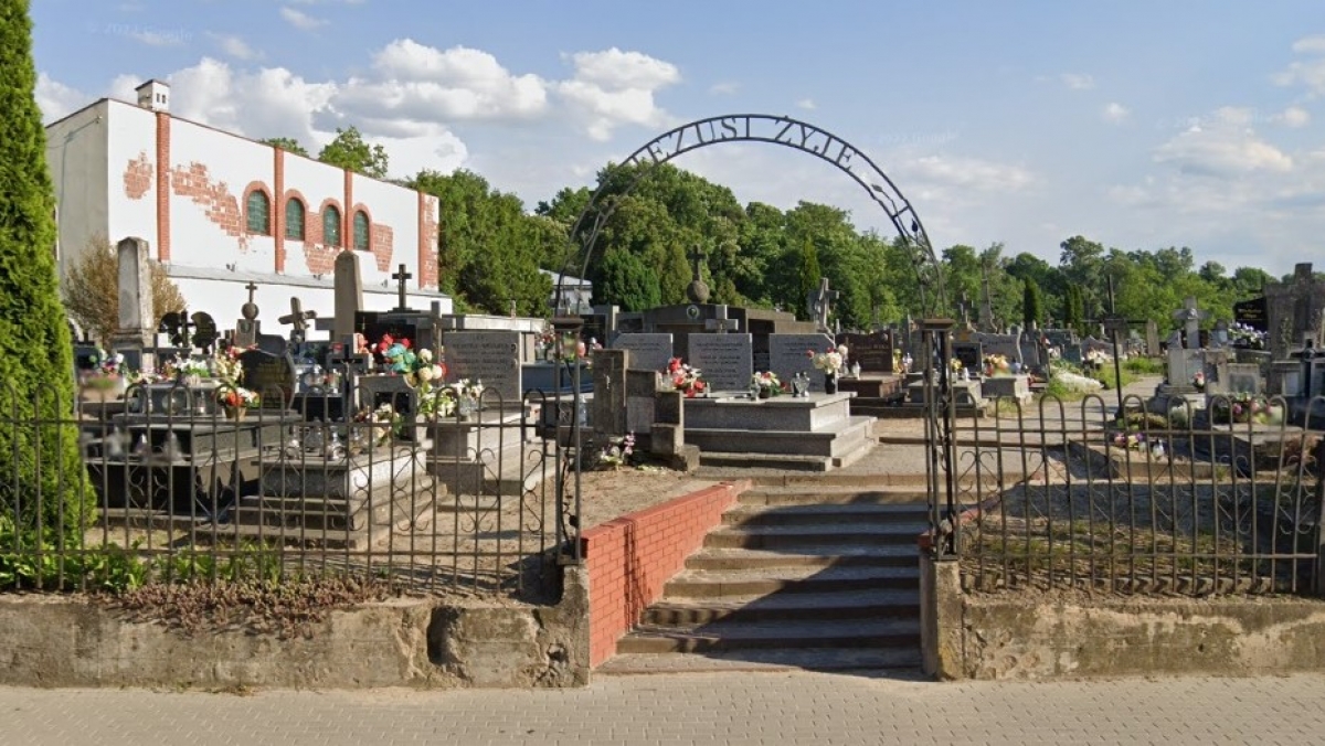 Cmentarz parafii Wniebowzięcia Najświętszej Maryi Panny, Sieniawa