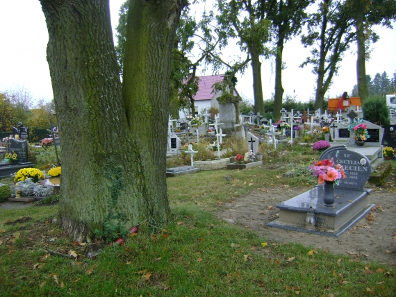 Cmentarz komunalny, Zawada, Gmina Szydłowo
