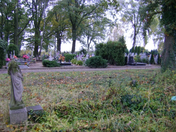 Cmentarz komunalny, Skrzatusz, Gmina Szydłowo