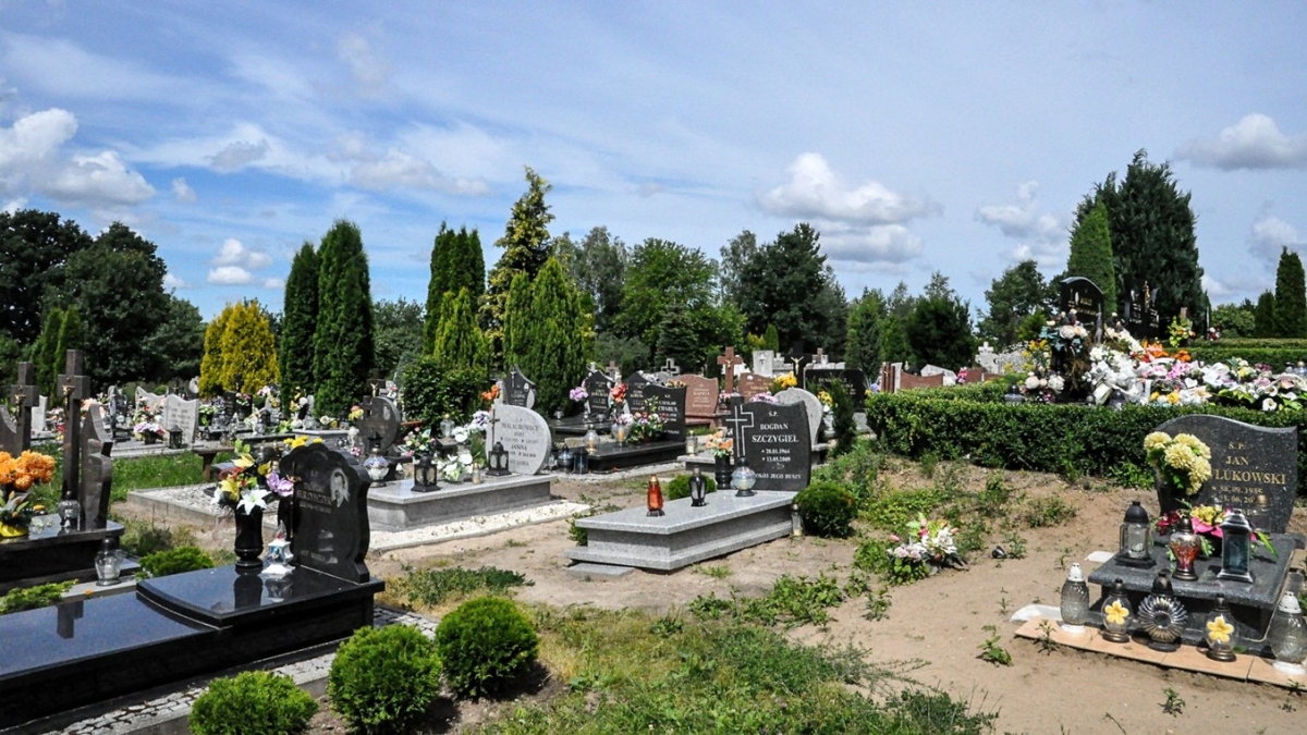 Cmentarz św. Katarzyny, Płoskinia