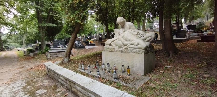 Cmentarz komunalny, ul. Cmentarna, Wałbrzych [GALERIA]