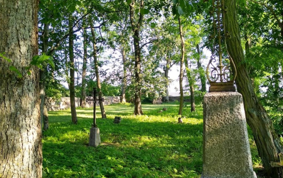 Cmentarz parafii św. Michała Archanioła, stary, Płonka Kościelna, gmina Łapy