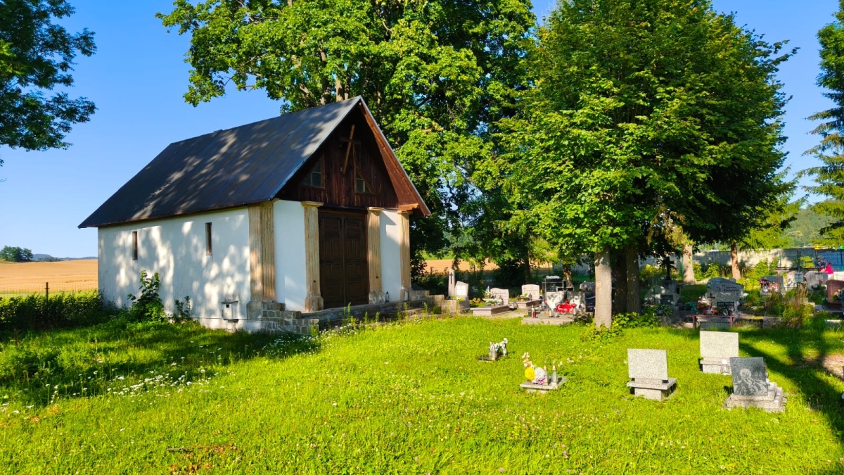 Cmentarz parafii Wniebowzięcia NMP, Wojanów, gmina Mysłakowice
