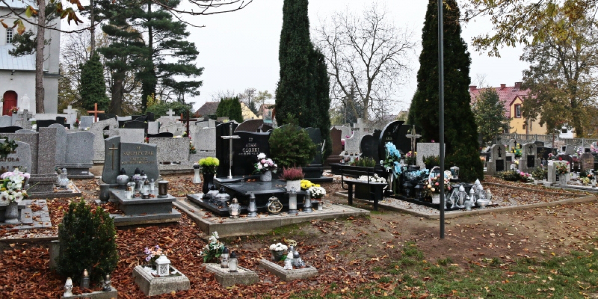 Cmentarz parafii św. Michała Archanioła, Ciosaniec, gmina Sława