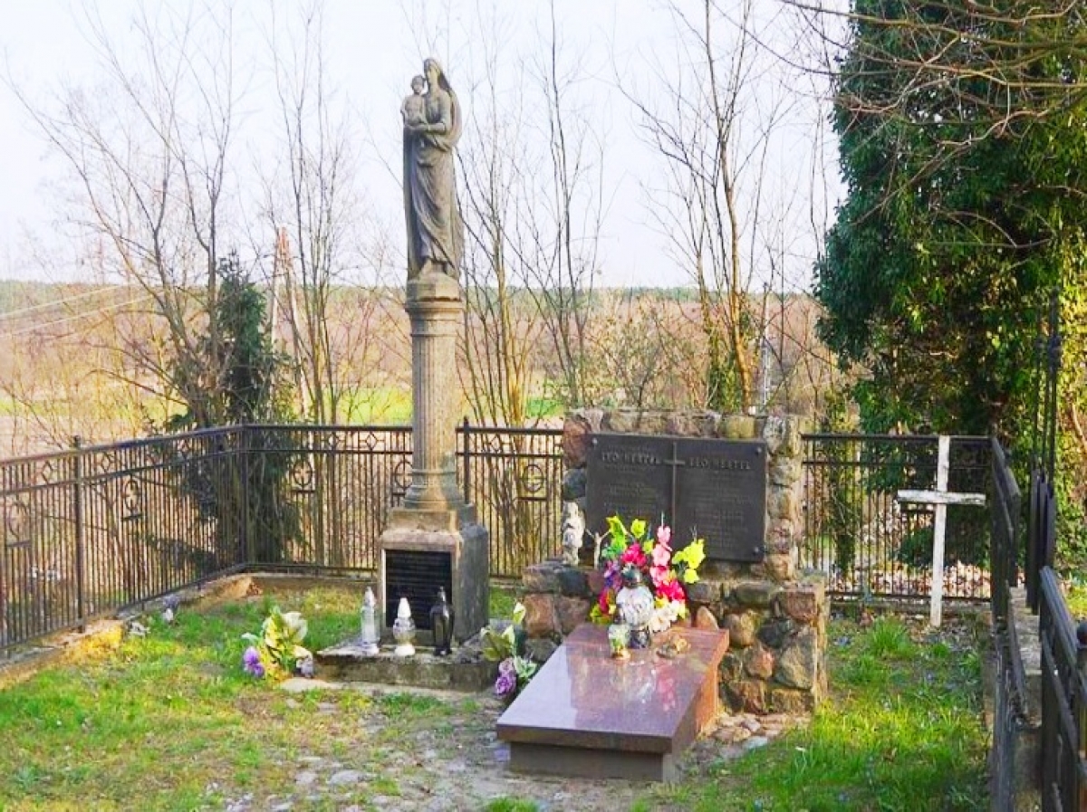 Cmentarz komunalny, Bledzew