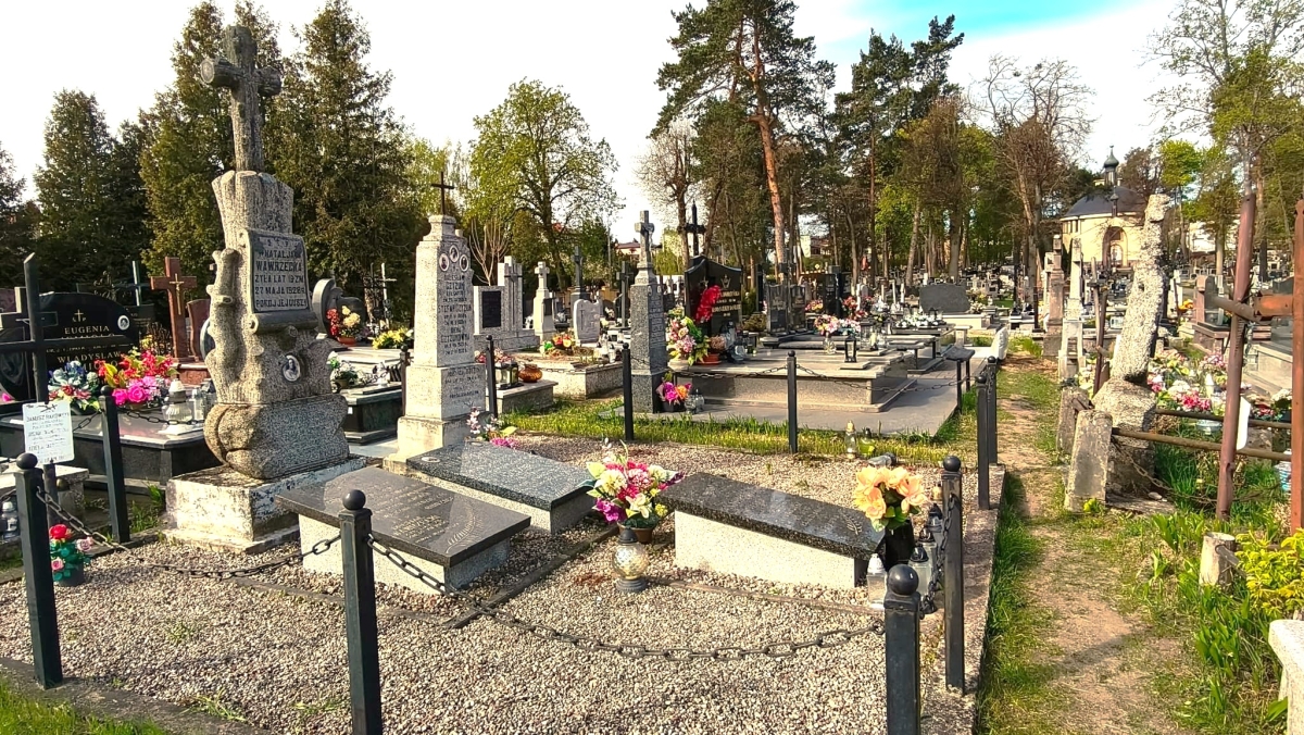 Cmentarz parafii św. Rafała Kalinowskiego, ul. Girstuna, Białystok