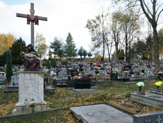 Cmentarz parafii Św. Franciszka z Asyżu, ul. Poznańska, Wałbrzych