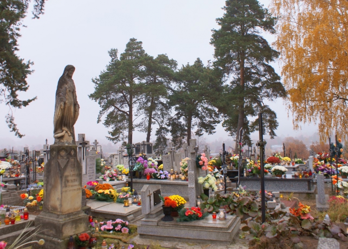 Cmentarz parafii Wniebowzięcia NMP, Krynki, gmina Brody