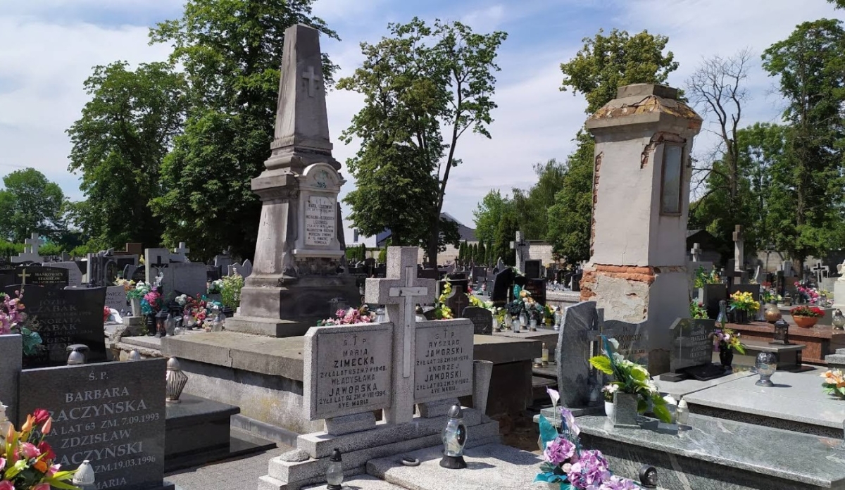 Cmentarz parafii Wniebowzięcia Najświętszej Maryi Panny, Krośniewice