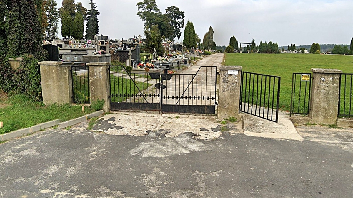 Cmentarz komunalny, Staszów
