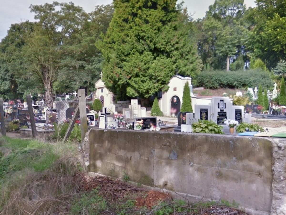 Cmentarz parafii św. Michała Archanioła, Dolsk, gmina Dębno