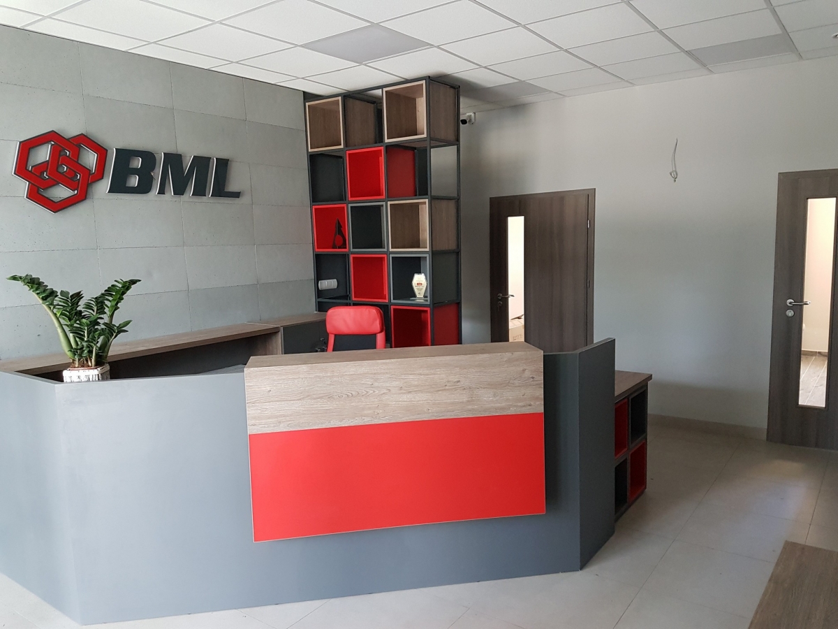 Regały na znicze, stojaki na narzędzia - BML sp. z o.o.