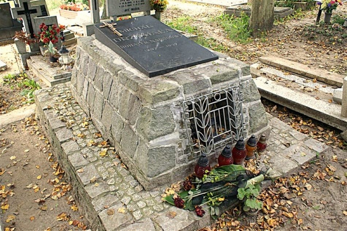 Cmentarz parafii Podwyższenia Krzyża Świętego, Miasteczko Krajeńskie