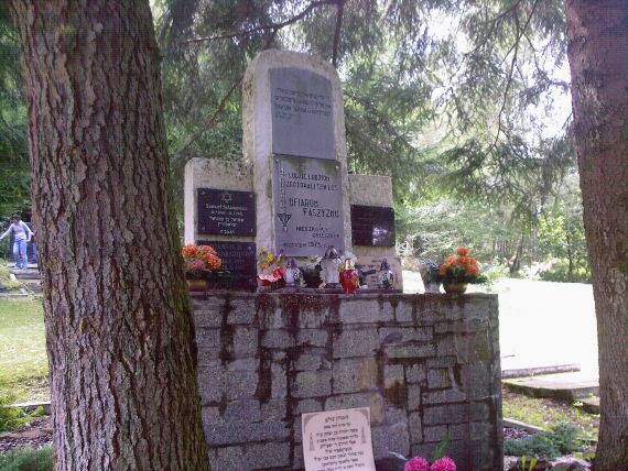 Cmentarz wojenny - Cmentarz Ofiar Faszyzmu, Kolce, Głuszyca