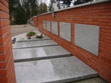 Kolumbarium przy kaplicy cmentarnej